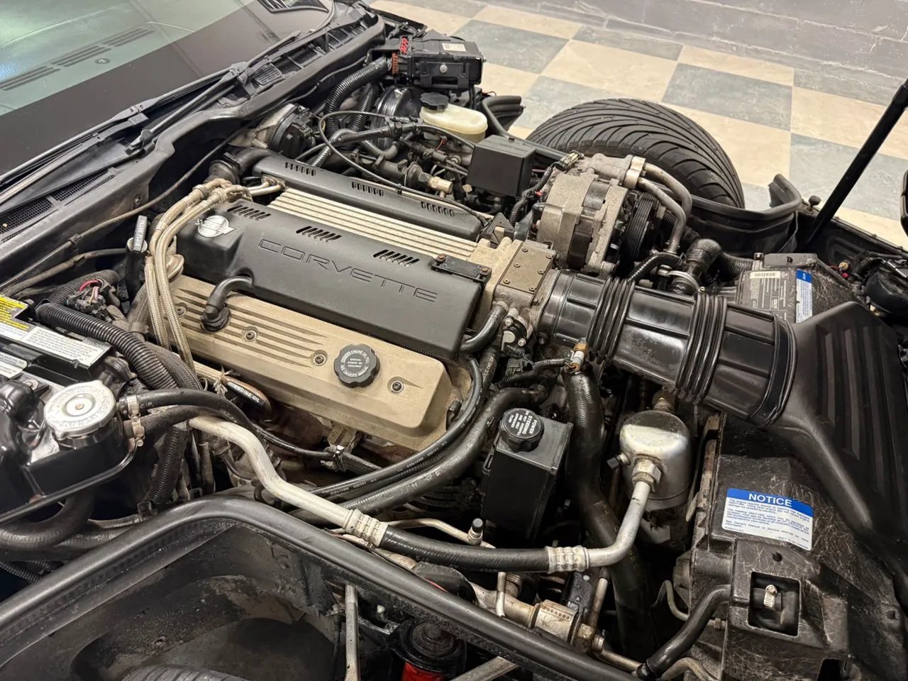 Vehicle image 22