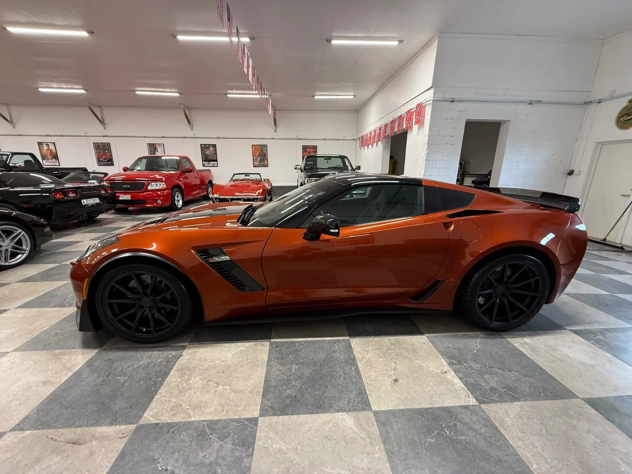 Vehicle image 7