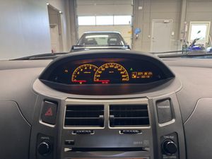 Toyota Yaris bild 12