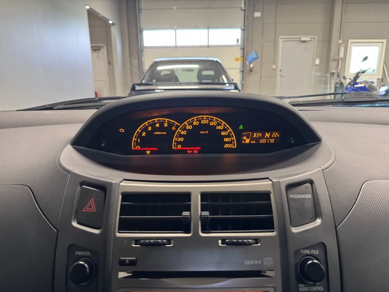 Vehicle image 11