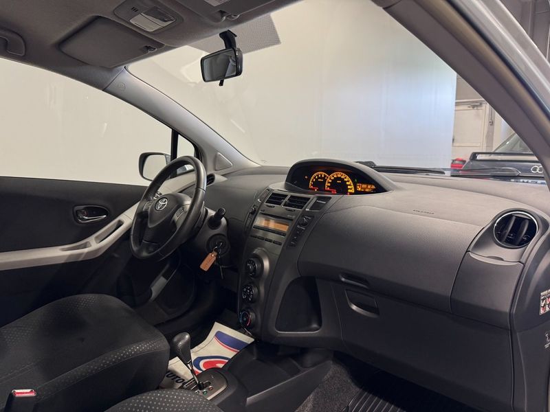 Toyota Yaris bild 8