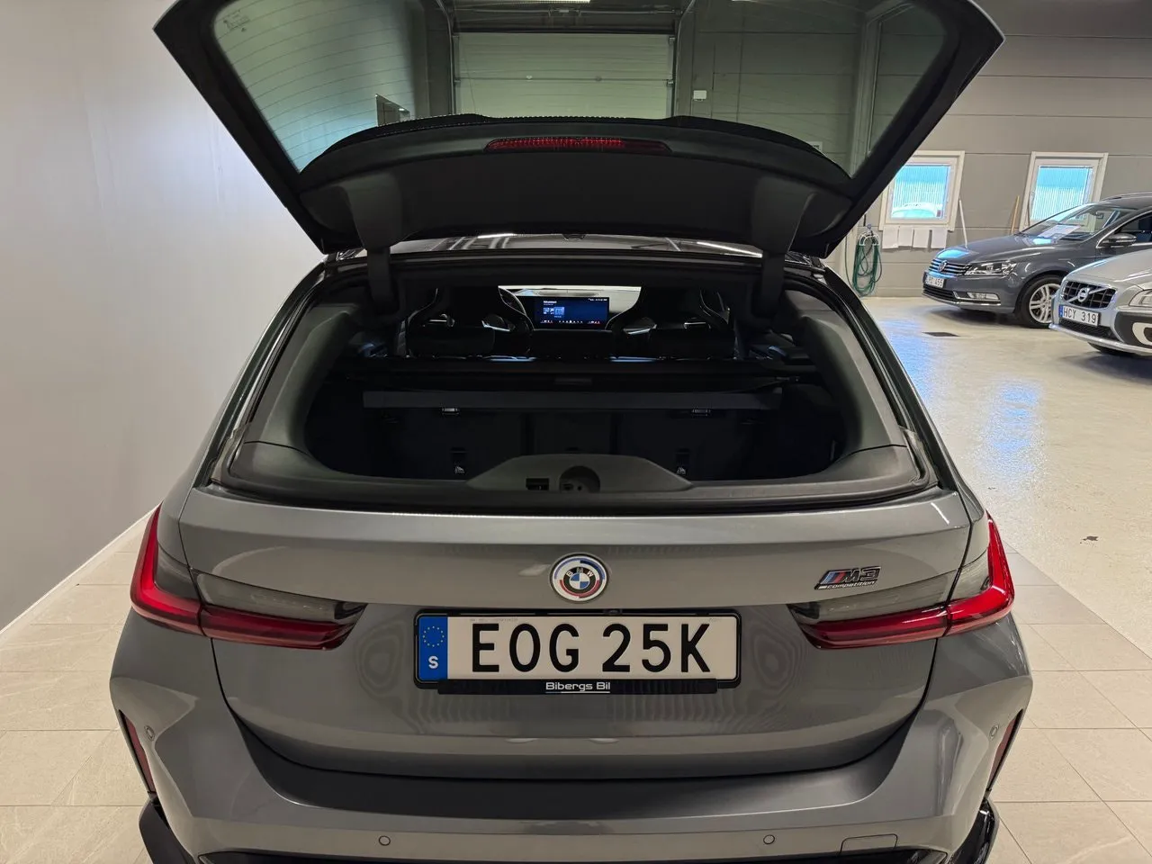 Vehicle image 21