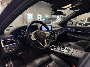 BMW 740 bild 6