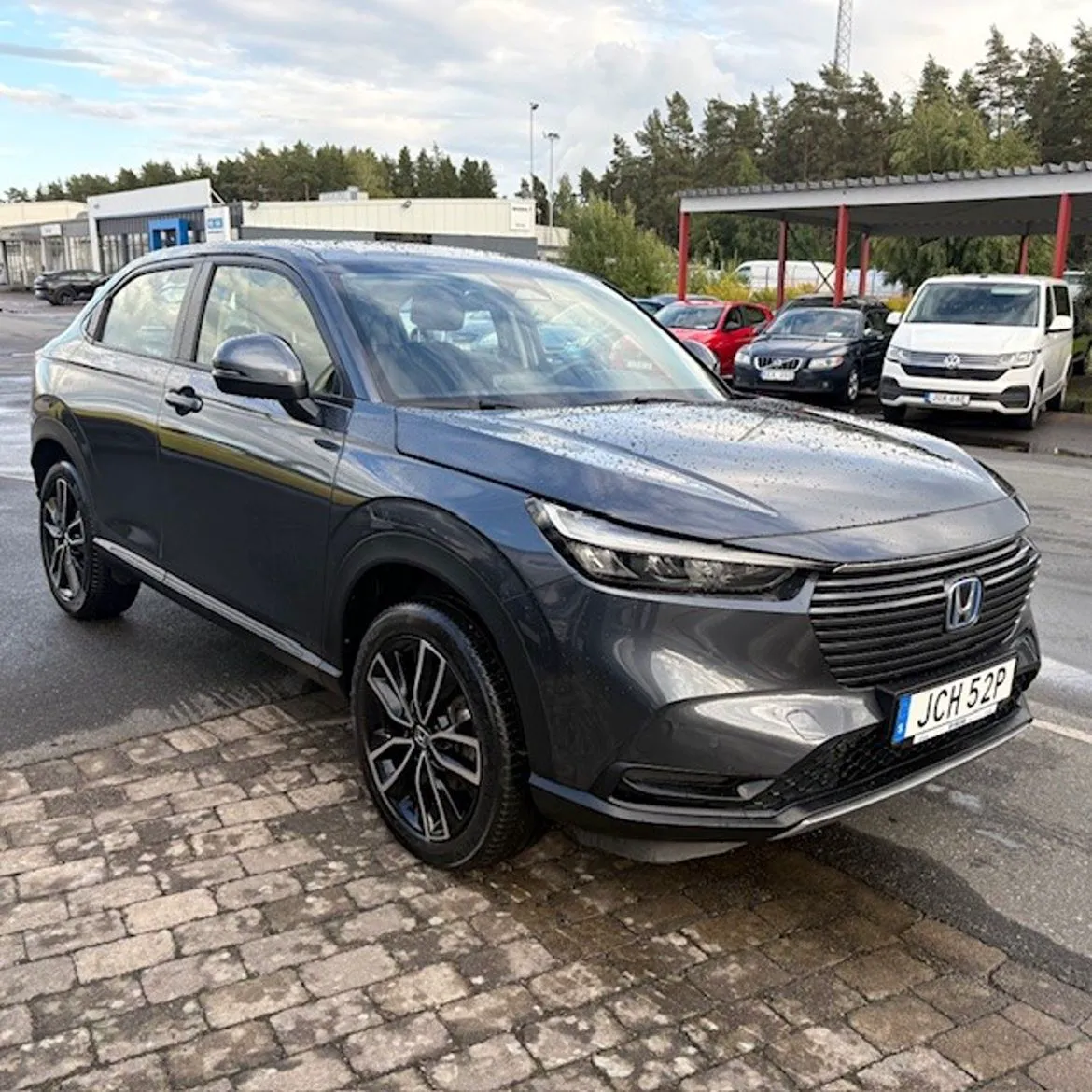 Vehicle image 1