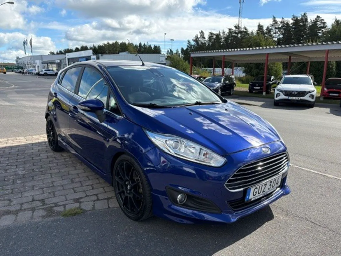 Vehicle image 1