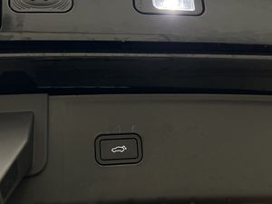 Lynk & Co 08 bild 30
