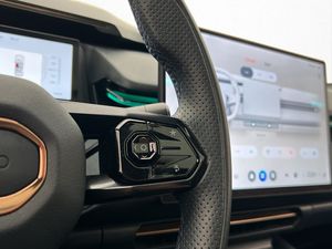 Lynk & Co 08 bild 19