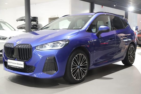 BMW 230 e - 2023