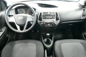 Hyundai i20 bild 11