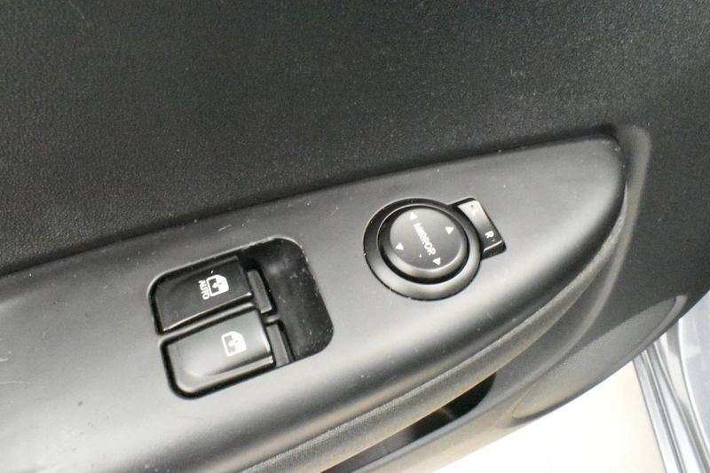 Hyundai i20 bild 13