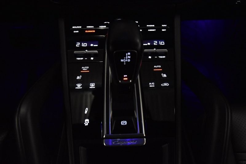Porsche Cayenne bild 22