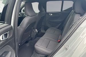 Volvo EX40 bild 8