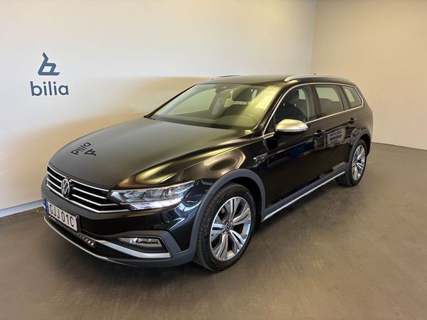 Volkswagen Passat Alltrack 2.0 TDI 4motion / Dragkrok / Navigation / Backkamera / - 2024