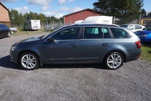 Skoda Octavia bild 4