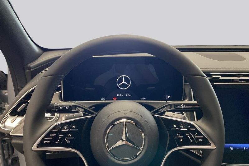 Mercedes E300 bild 10