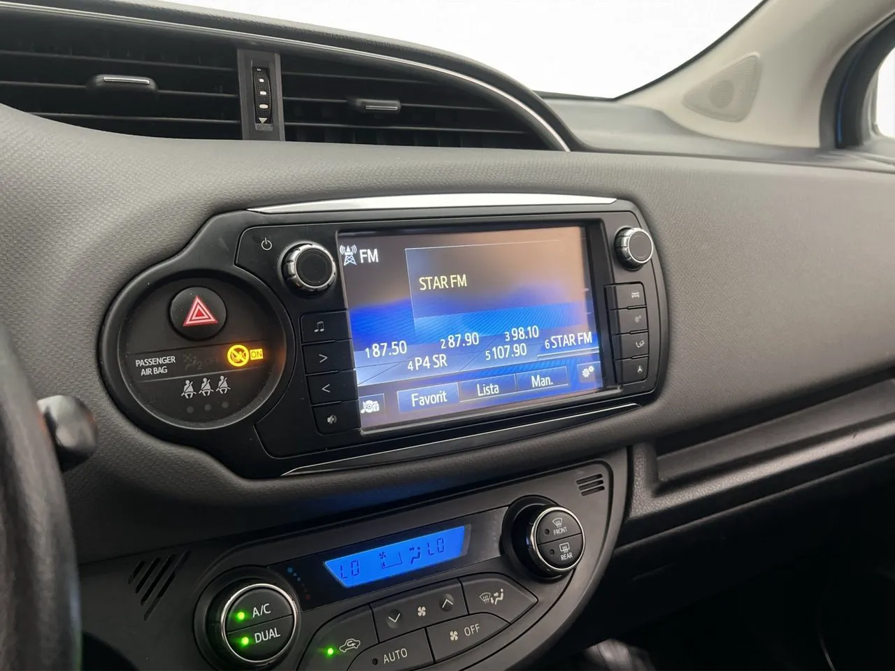 Vehicle image 20