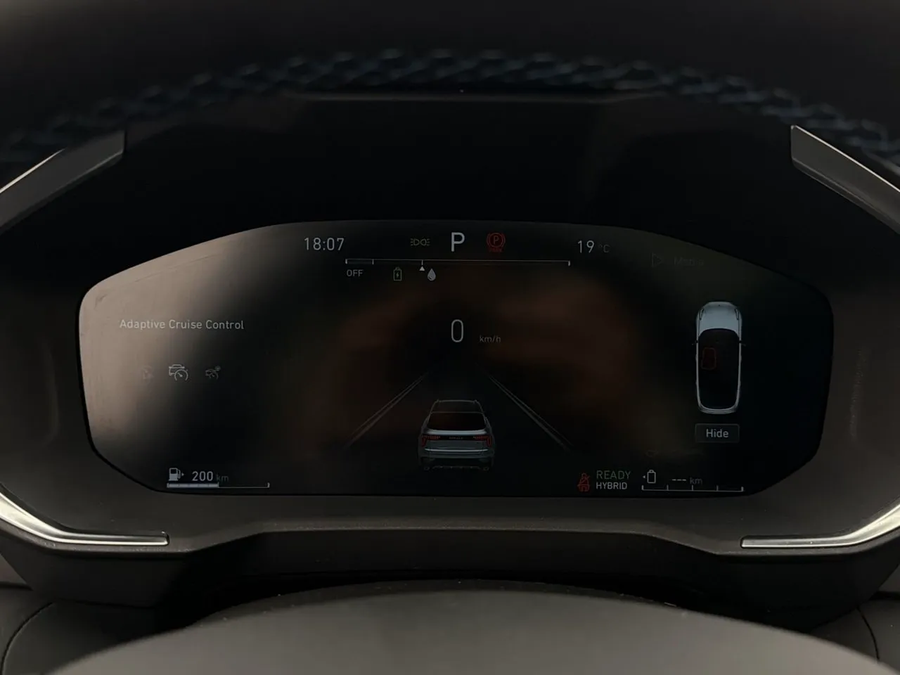 Vehicle image 18
