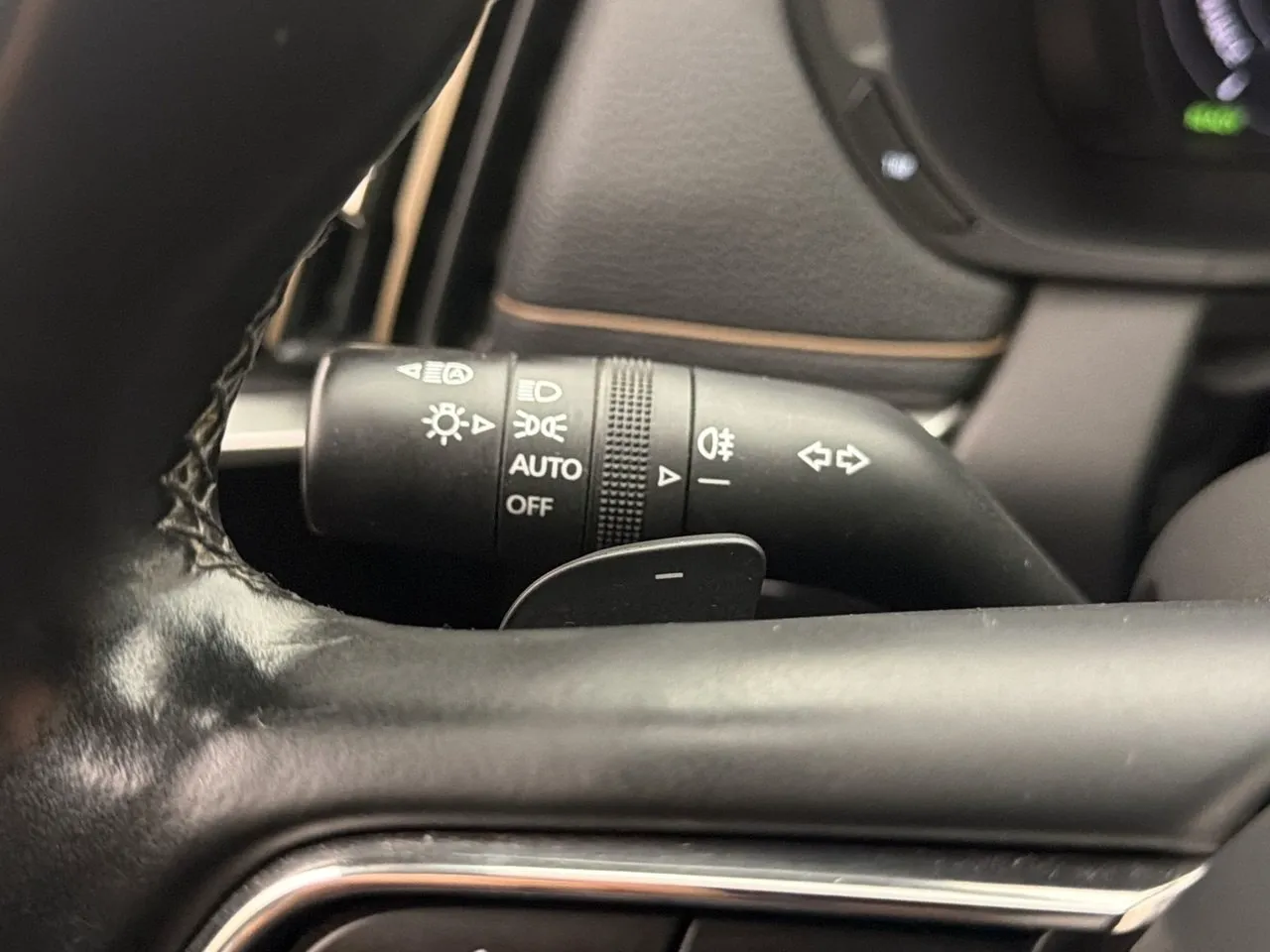 Vehicle image 33