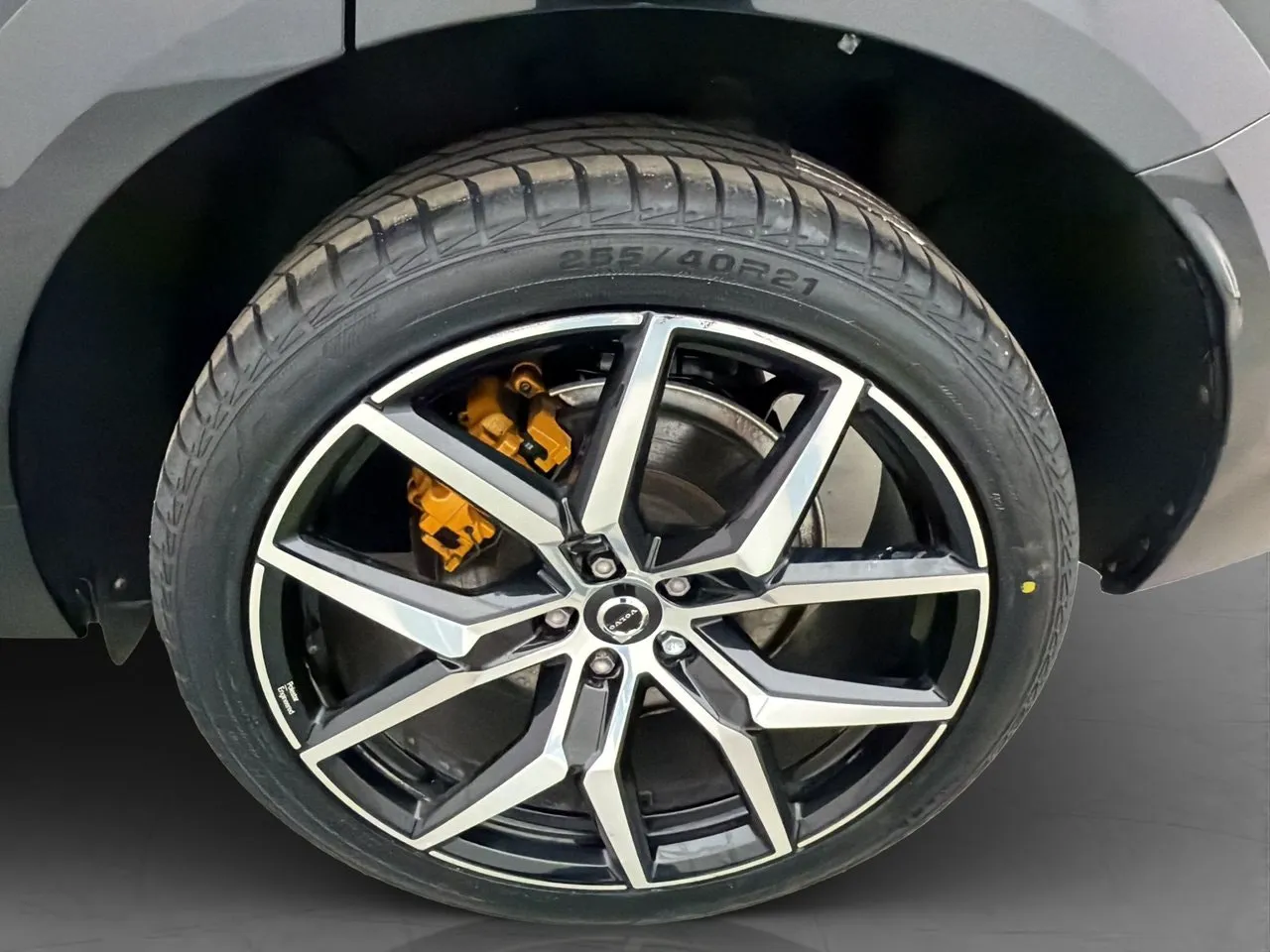 Vehicle image 33