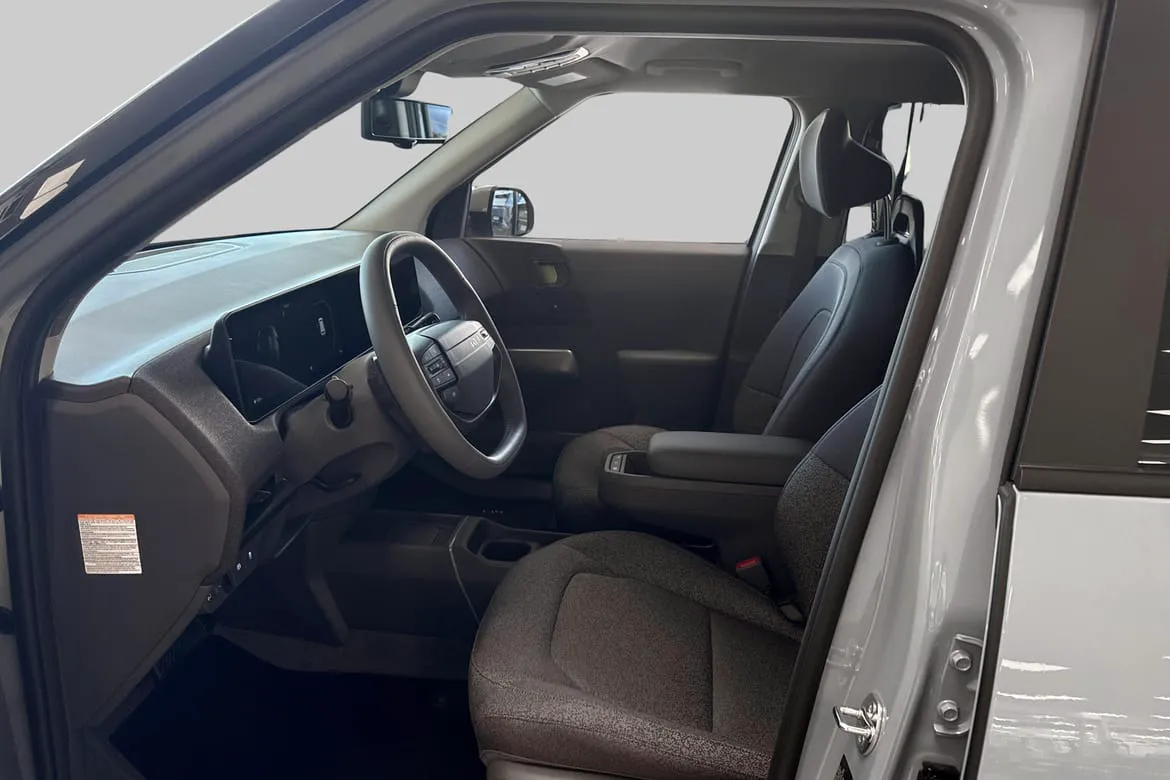 Vehicle image 20