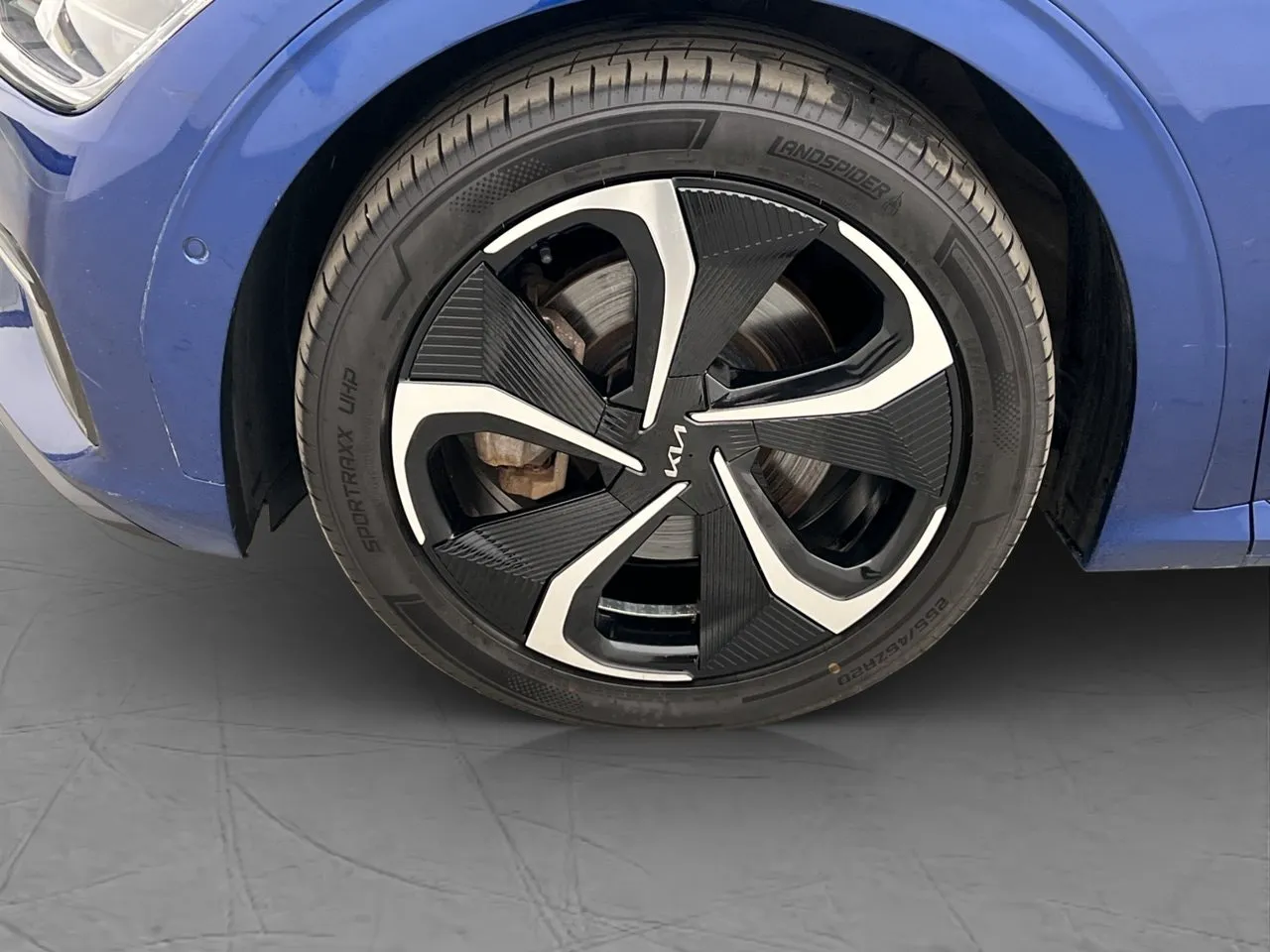 Vehicle image 31