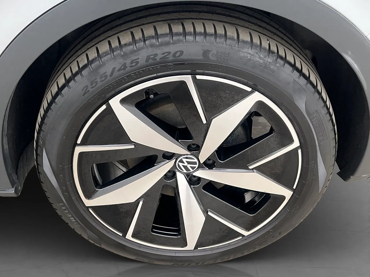 Vehicle image 31