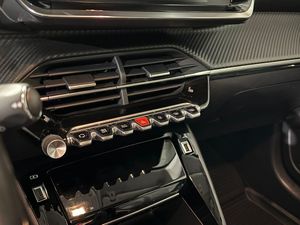 Peugeot 208 bild 10