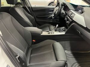 BMW 320 bild 19