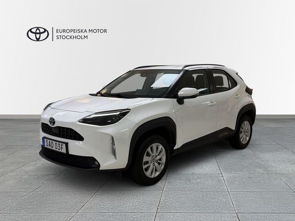 Toyota Yaris Cross Hybrid 1,5 ACTIVE V-HJUL P-SENSORER - 2023