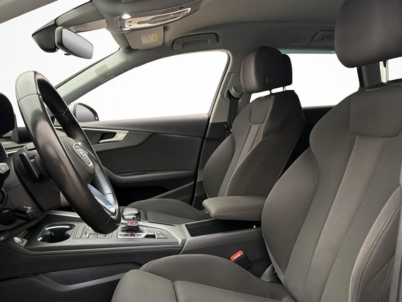 Vehicle image 14