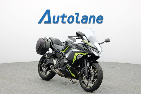 Kawasaki Ninja ER-6F *A2, Nyservad, Väskor - 2021