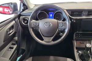 Toyota Auris bild 10