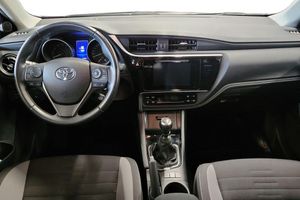 Toyota Auris bild 9