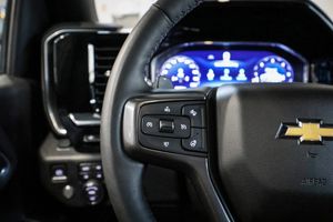 Chevrolet Silverado bild 22