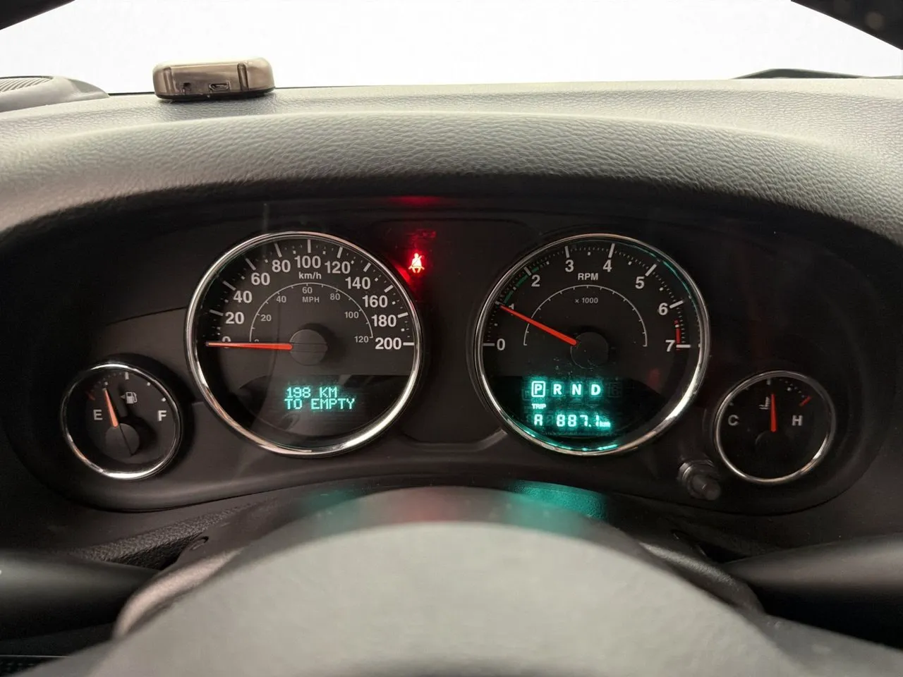Vehicle image 18