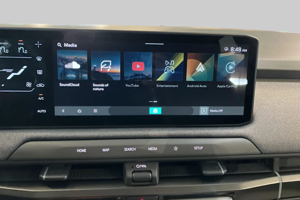 Vehicle image 16