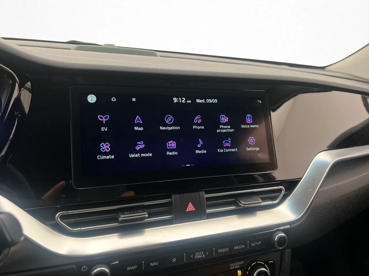 Vehicle image 17