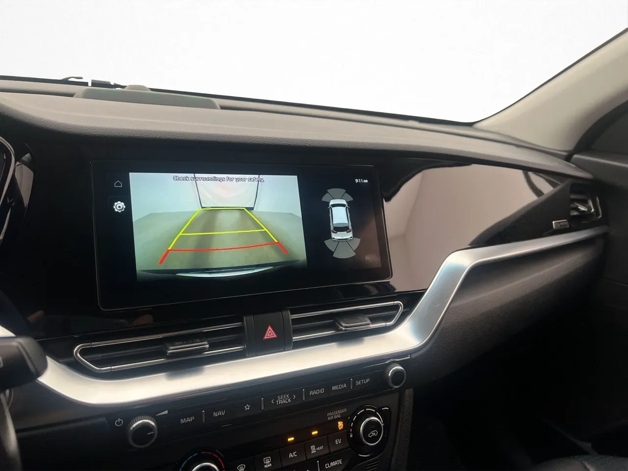 Vehicle image 16