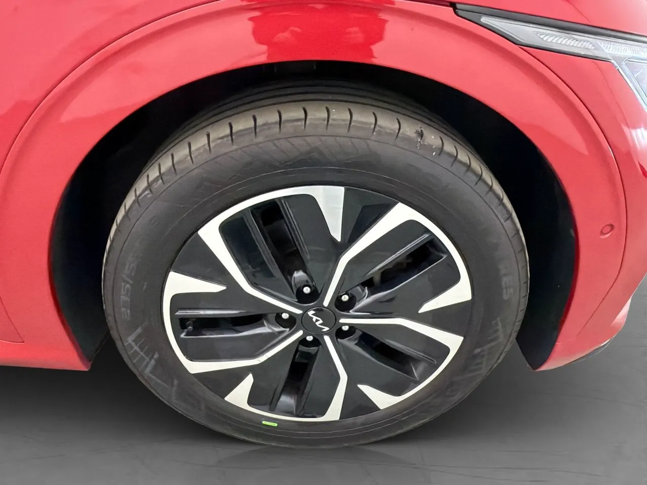 Vehicle image 36