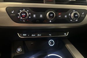Audi A4 bild 25