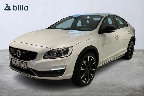Volvo S60 Cross Country D4 AWD Classic Pro / Värmare / 19" - 2018