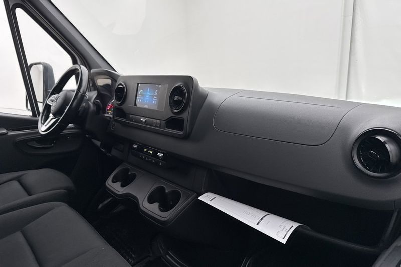 Mercedes Sprinter bild 24