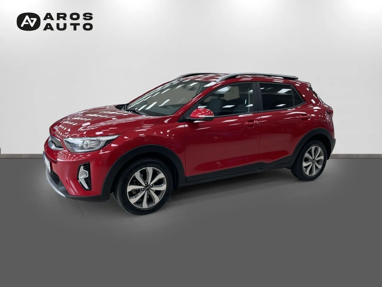 Vehicle image 3