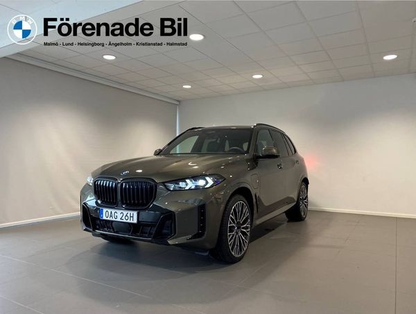 BMW X5 xDrive50e M-Sportpaket Massagesäte Head up-display H/K - 2026