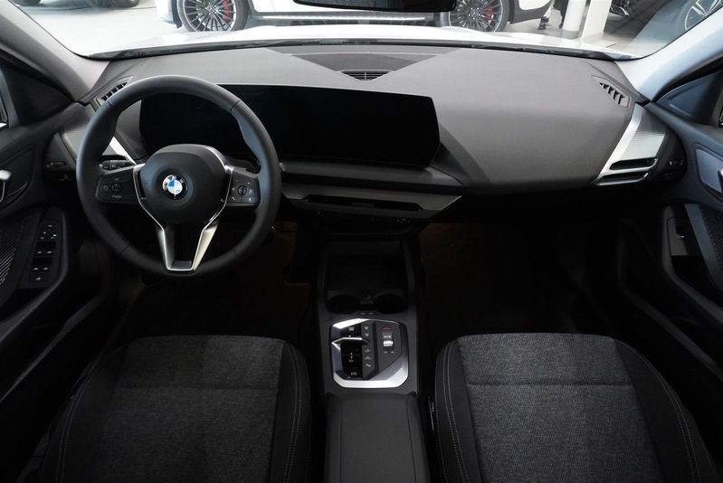 BMW 120 bild 8