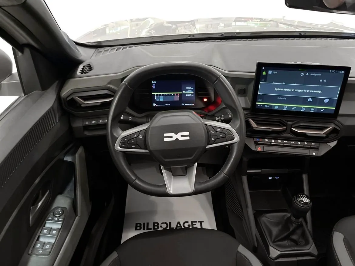 Vehicle image 8