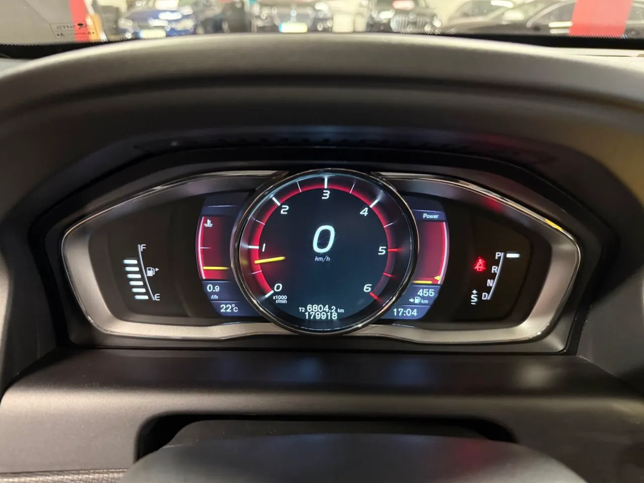 Vehicle image 17