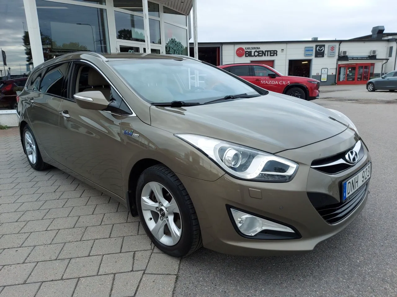 Vehicle image 2