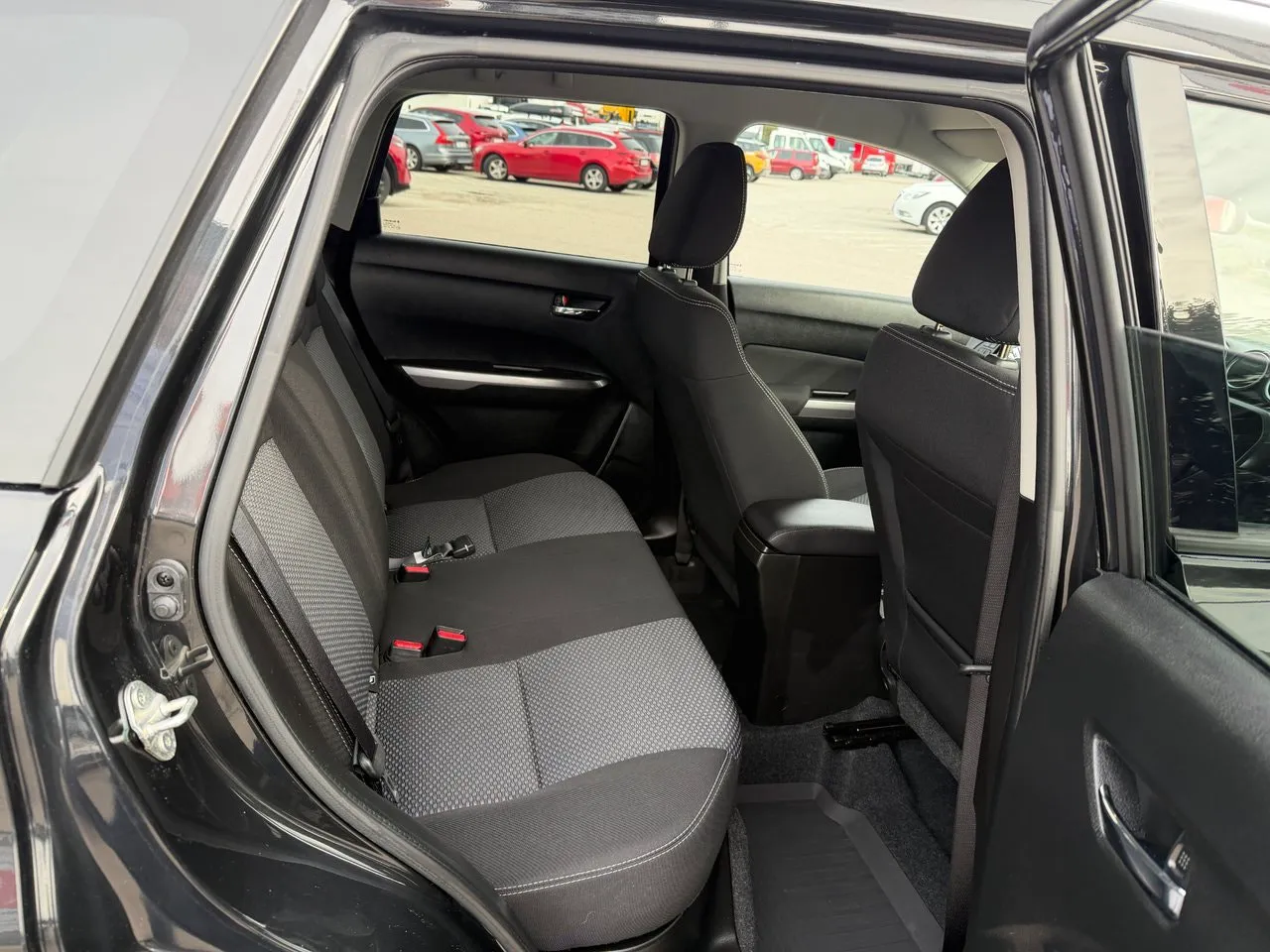 Vehicle image 8