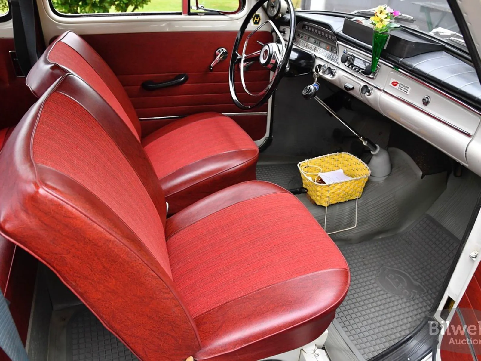 Vehicle image 36